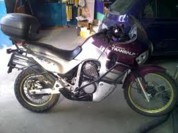 HONDA XL600VTransalp - Motocicleta