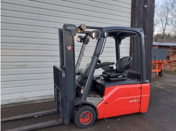 Empilhadeira de 3 rodas LINDE E20L-01