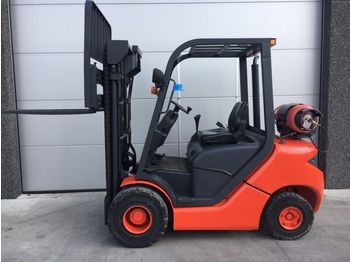 Empilhadeira de 3 rodas LINDE HT25TS