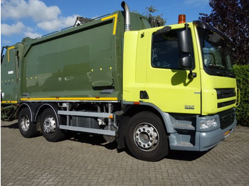 Caminhão de lixo DAF CF 75 250