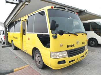 TOYOTA Coaster ... 30 places - Petrol engine - Minibus, Furgão de passageiros: foto 2