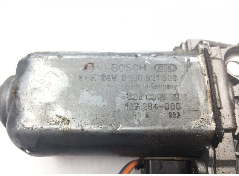 Elevador de vidro Bosch 4-series 124 (01.95-12.04): foto 3