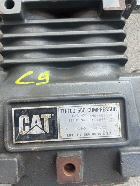 Compressor, sistema de ar comprimido para Trator Claas Xerion - Sprężarka Powietrz - Kompresor CAT C9: foto 2