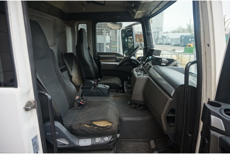 Cabine e interior para Camião MAN F99L17 TGS: foto 7