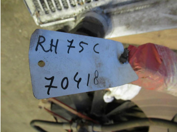 Radiador de óleo para Máquina de construção O&K RH75C -: foto 4