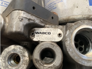 Válvula de freio para Camião TWO-CHAMBER DEHYDRATOR WITH HEATING: foto 3