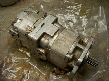 Komatsu (54) pump for transmission - Getriebepumpe - Transmissão