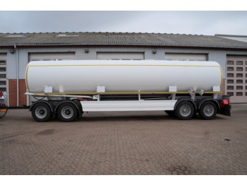 Reboque cisterna para transporte de combustível Willig Brændstof: foto 1