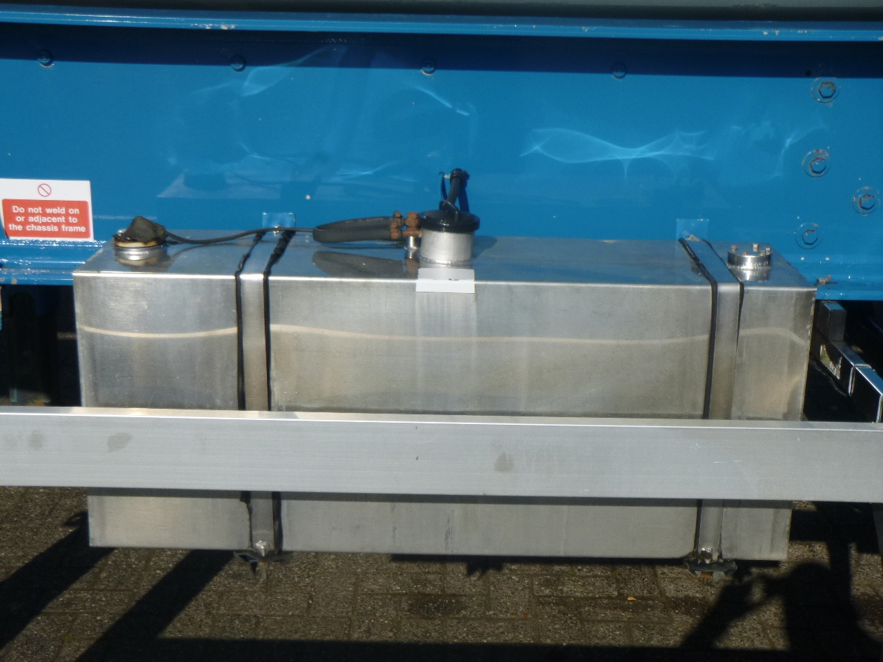 Semi-reboque cisterna para transporte de farinha Feldbinder Powder tank alu 60 m3 / Compressor diesel engine.: foto 15
