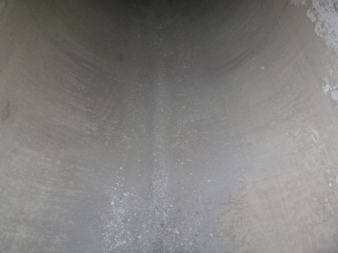 Semi-reboque cisterna para transporte de farinha Feldbinder Powder tank alu 60 m3 / Compressor diesel engine.: foto 34