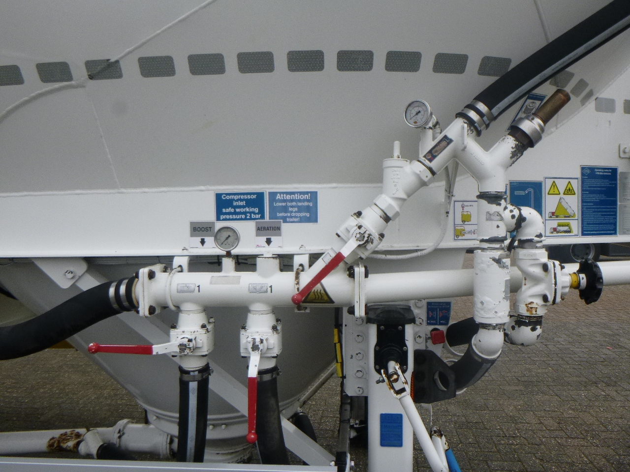 Semi-reboque cisterna para transporte de farinha Feldbinder Powder tank alu alu 49 m3 / 1 comp: foto 8
