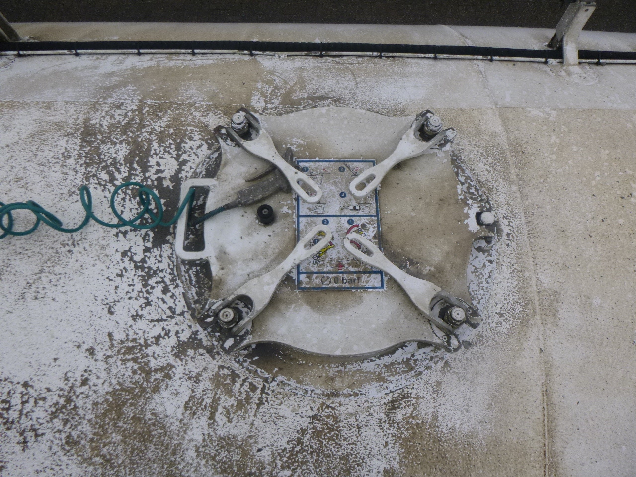 Semi-reboque cisterna para transporte de farinha Feldbinder Powder tank alu alu 49 m3 / 1 comp: foto 27