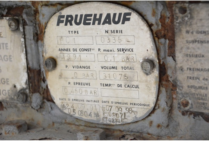Semi-reboque cisterna Fruehauf Bitumen tank trailer: foto 7