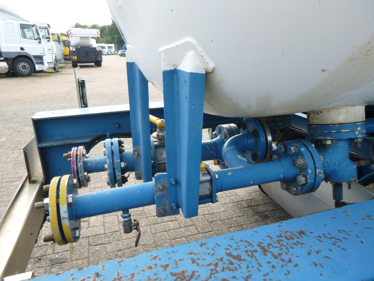 Semi-reboque cisterna para transporte de gás Guhur Low-pressure gas tank steel 31.5 m3 / 10 bar (methyl chloride): foto 9
