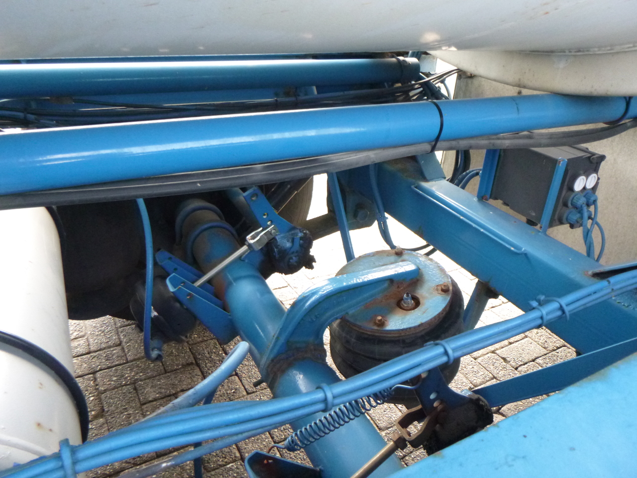 Semi-reboque cisterna para transporte de gás Guhur Low-pressure gas tank steel 31.5 m3 / 10 bar (methyl chloride): foto 18