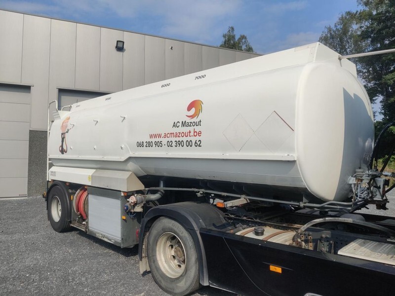 Semi-reboque cisterna para transporte de combustível LAG 21000 L - 4 COMP.: foto 2