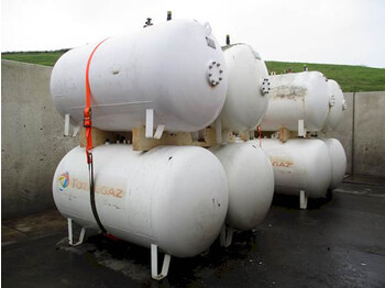 Semi-reboque cisterna LPG / GAS GASTANK 2700 LITER: foto 3