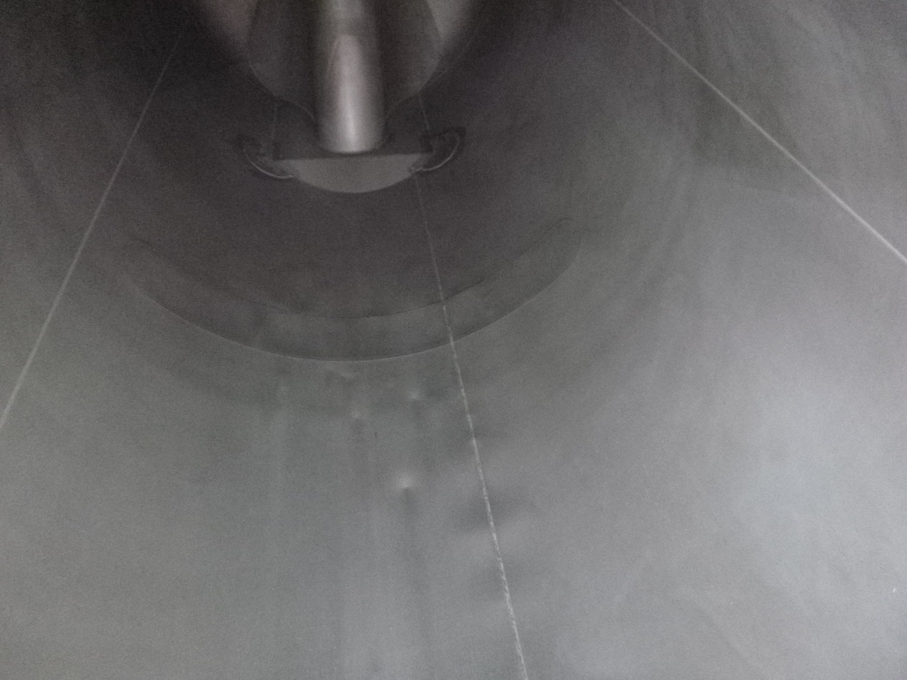 Semi-reboque cisterna para transporte de farinha L.A.G. Powder tank alu 60.5 m3 (tipping): foto 9