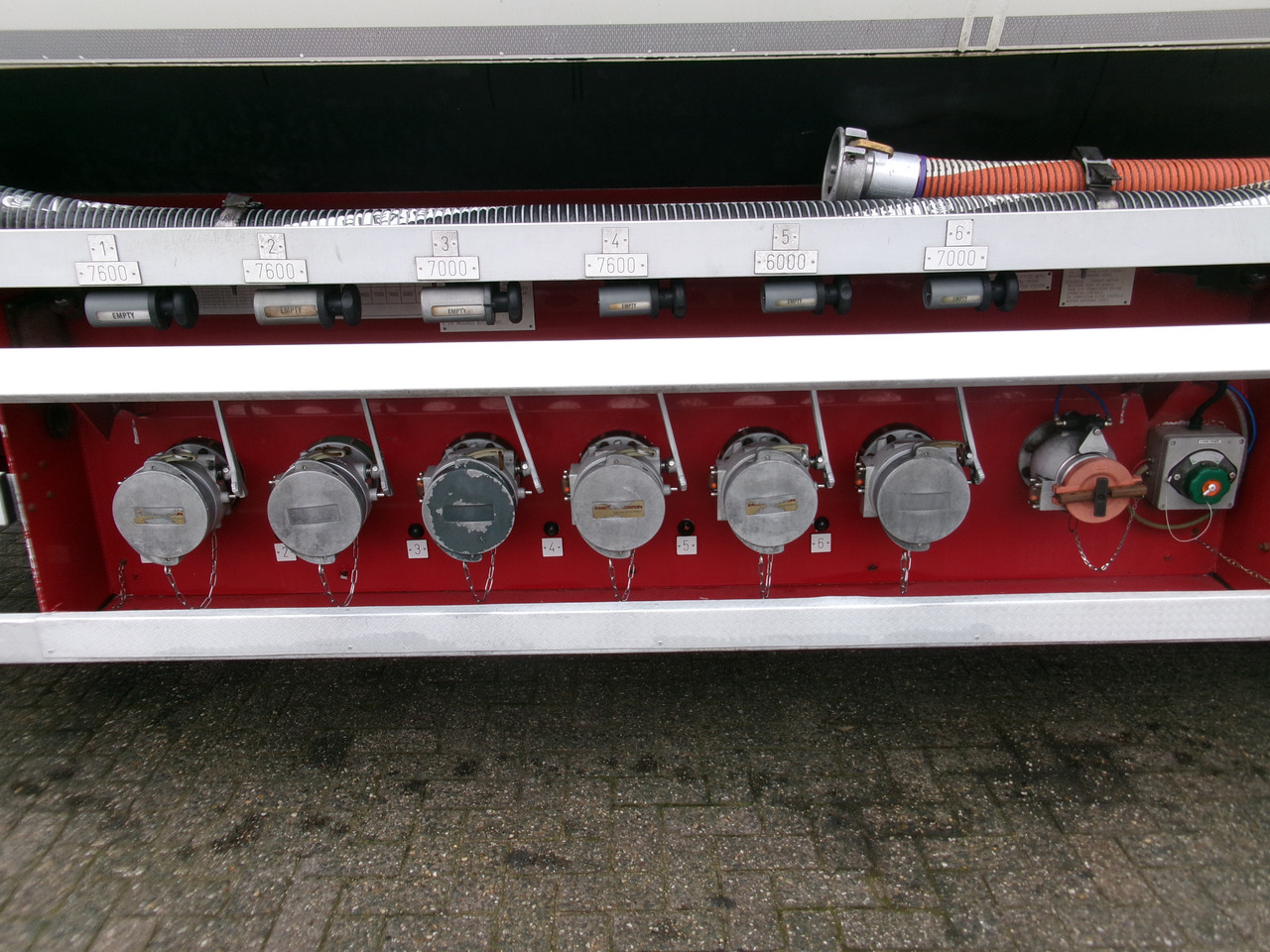 Semi-reboque cisterna para transporte de combustível Lakeland Fuel tank alu 42.8 m3 / 6 comp + pump: foto 10