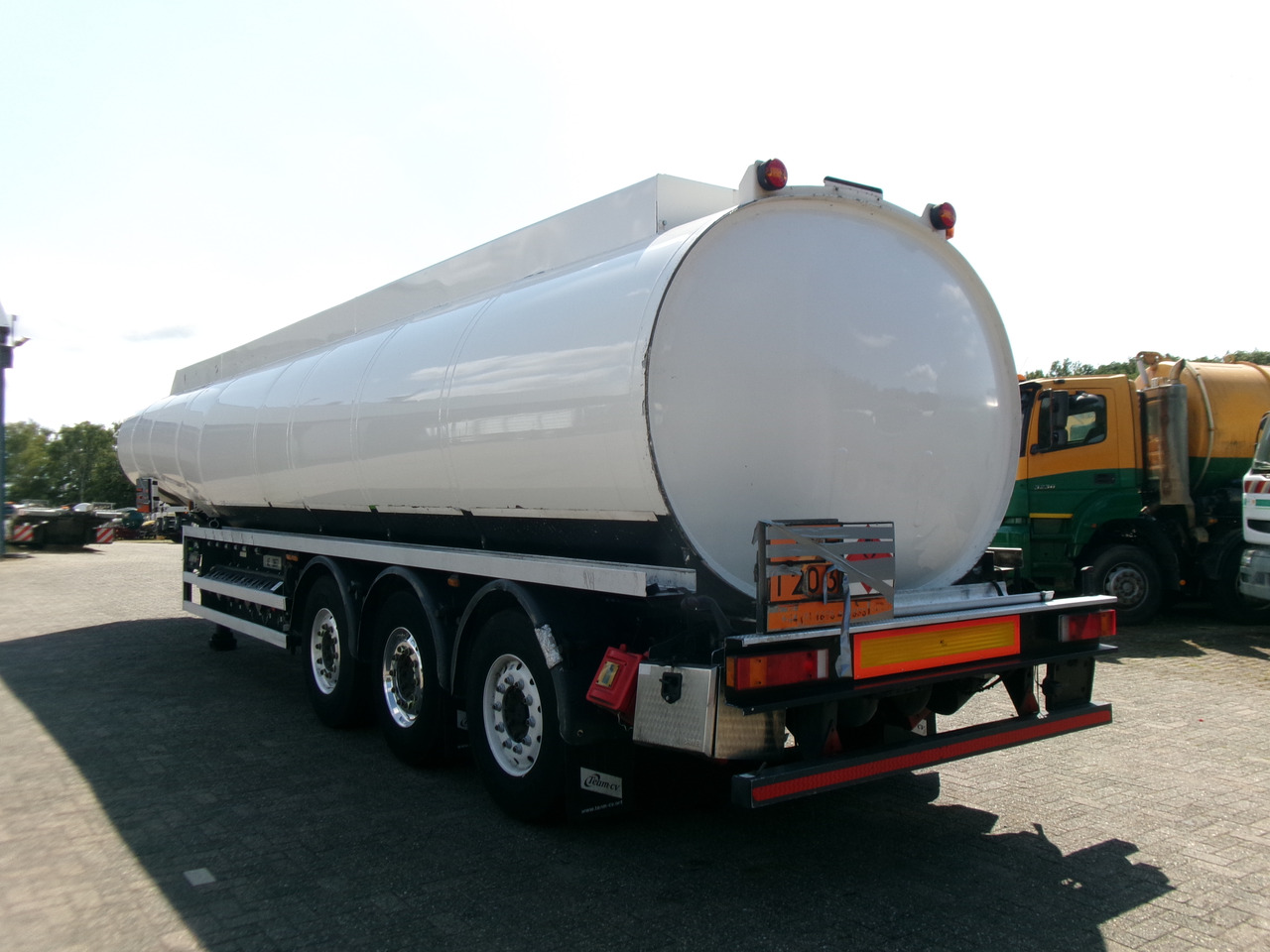 Semi-reboque cisterna para transporte de combustível Lakeland Fuel tank alu 42.8 m3 / 6 comp + pump: foto 4