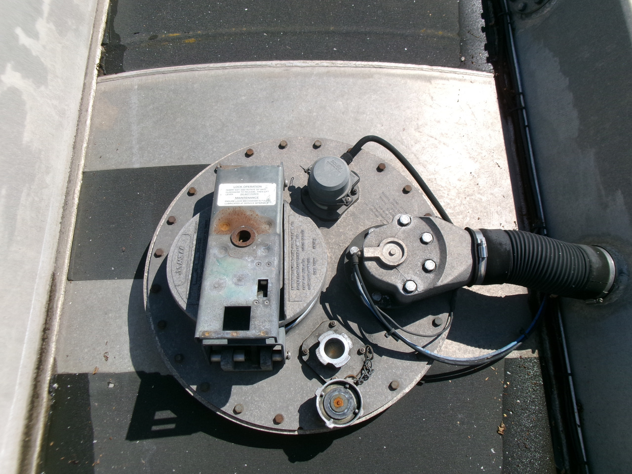 Semi-reboque cisterna para transporte de combustível Lakeland Fuel tank alu 42.8 m3 / 6 comp + pump: foto 16