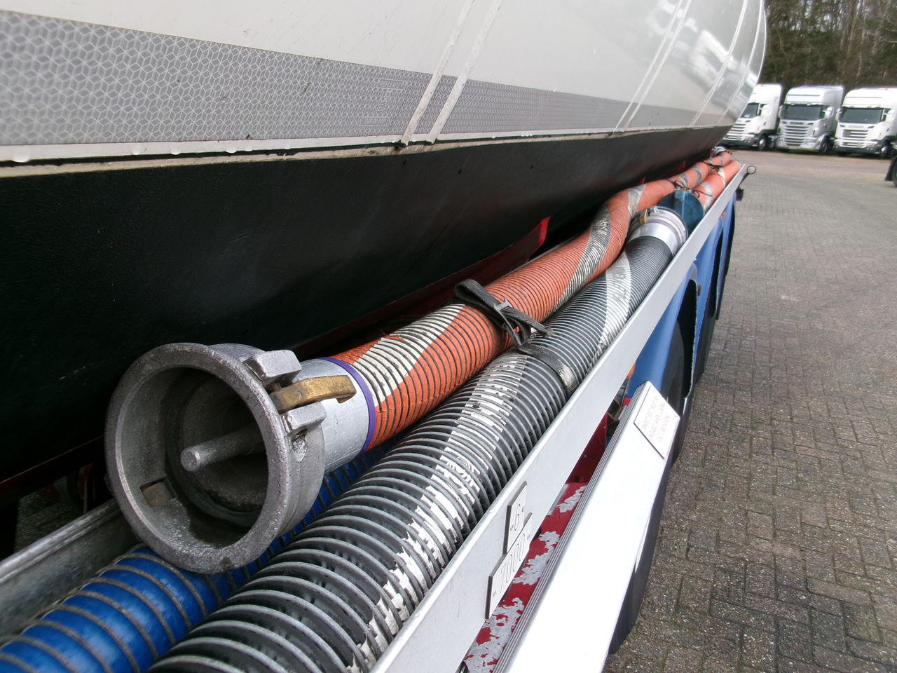 Semi-reboque cisterna para transporte de combustível Lakeland Fuel tank alu 42.8 m3 / 6 comp + pump: foto 18