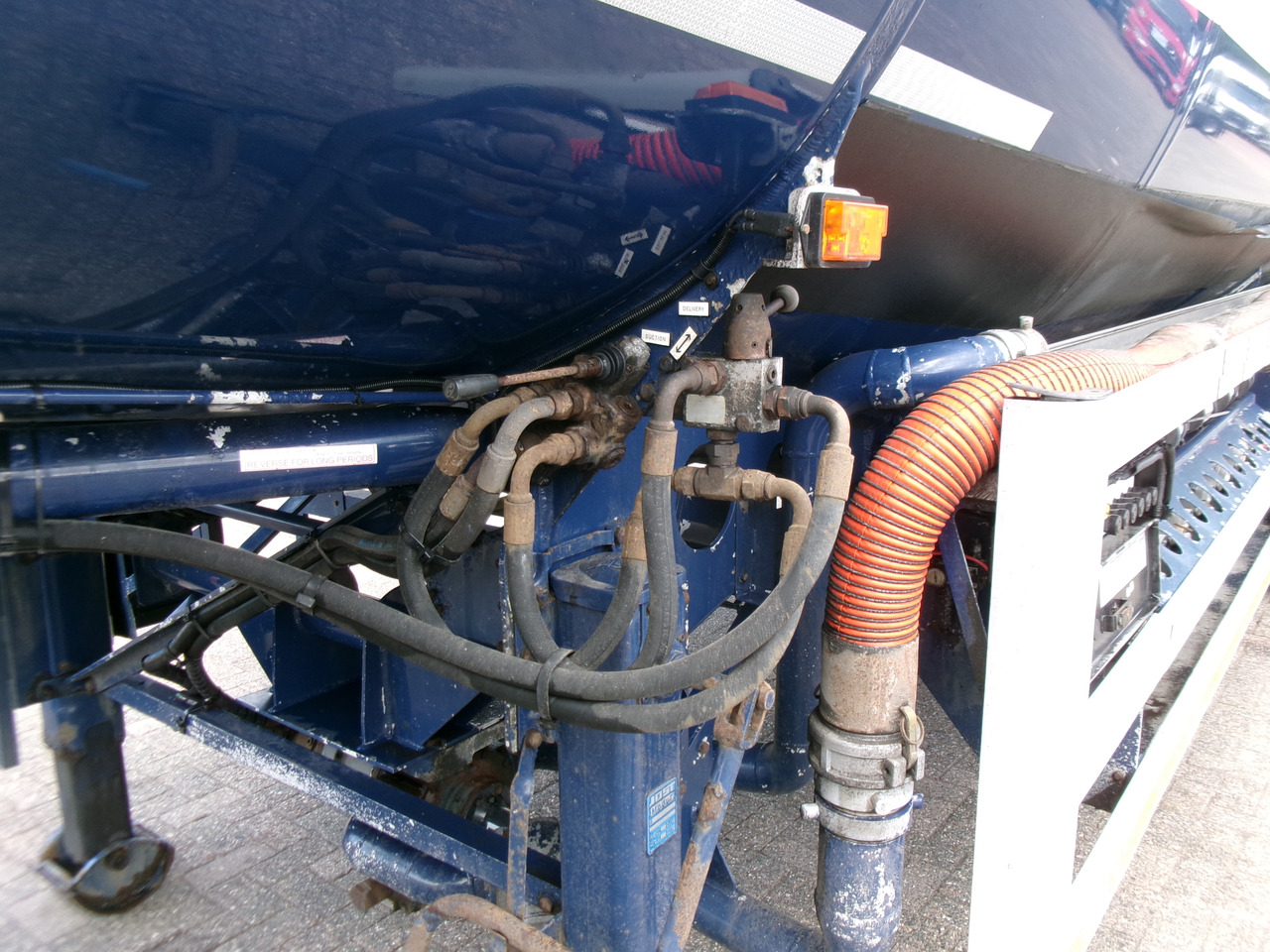 Semi-reboque cisterna para transporte de combustível Lakeland Fuel tank alu 42.8 m3 / 6 comp + pump: foto 9