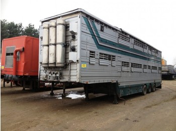 Semi-reboque furgão para transporte de animais Pezzaioli SBA31U: foto 1