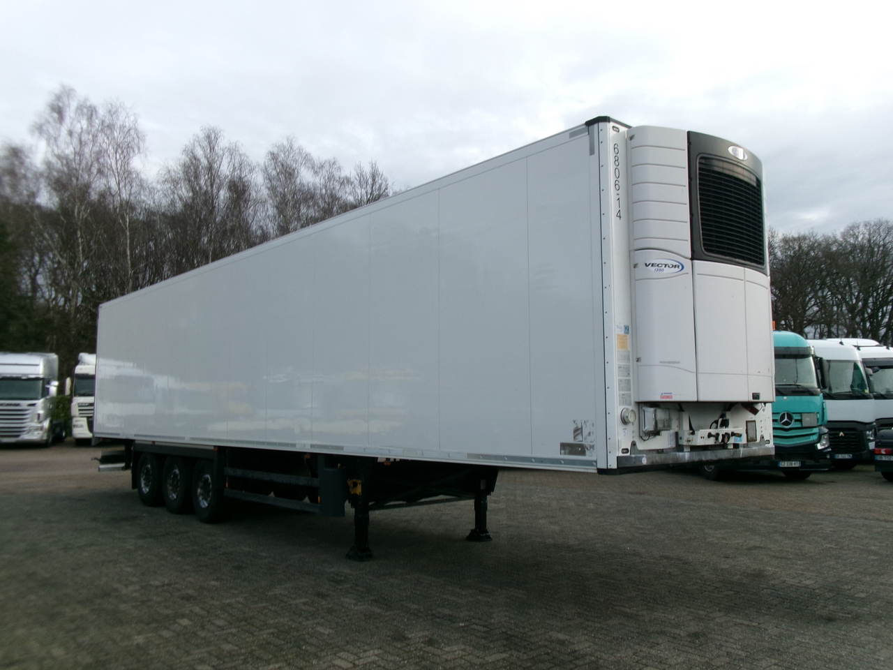 Semi-reboque frigorífico Schmitz Frigo trailer + Carrier Vector 1350: foto 2