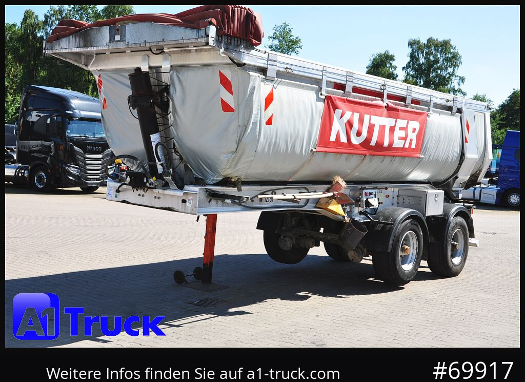 Semi-reboque basculante SCHWARZMUELLER Alu, Isoliert,Lift, 4450Kg.
