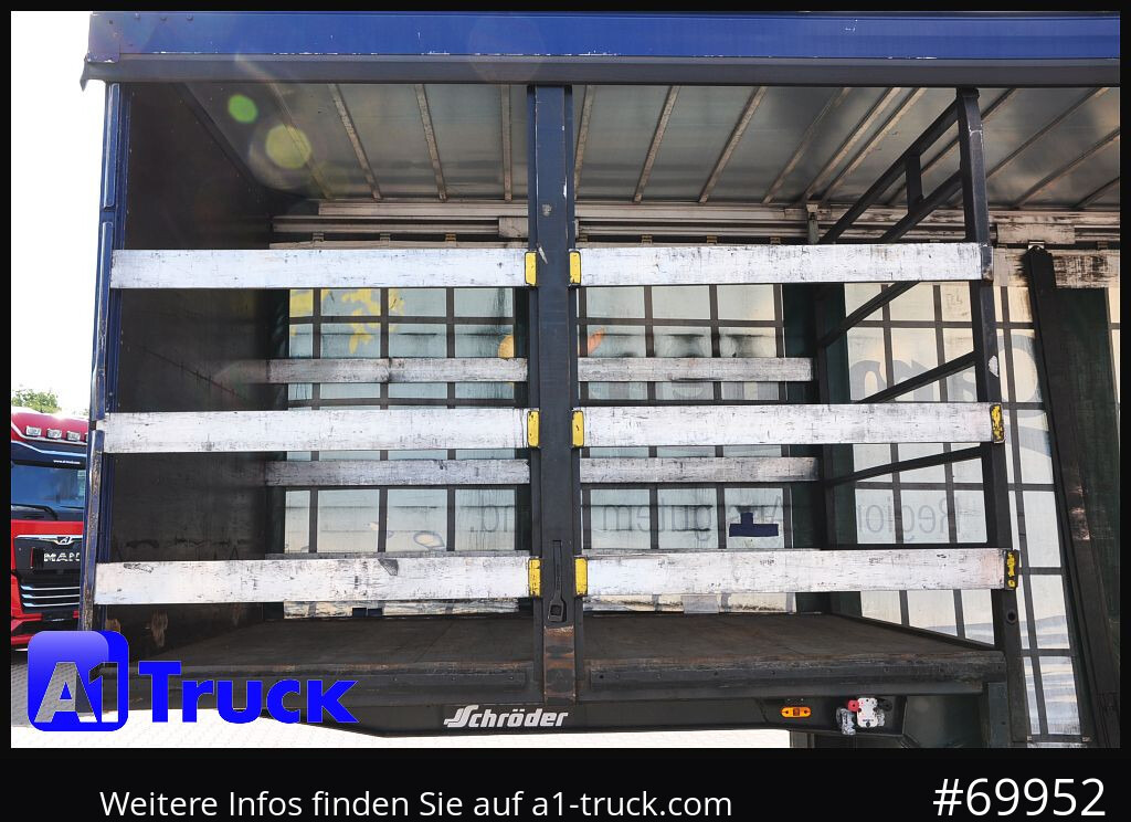 Semi-reboque de lona SCHROEDER,WIESMOOR Schröder Jumbo Hubdach, Getränkeauflieger