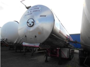 Semi-reboque tanque Magyar