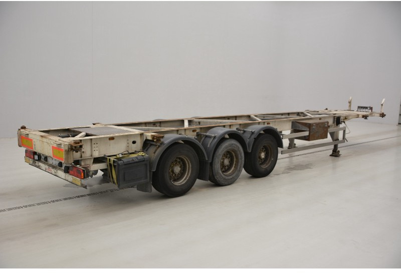 Semi-reboque transportador de contêineres/ Caixa móvel TURBO'S HOET Skelet 30-40-45 ft: foto 4