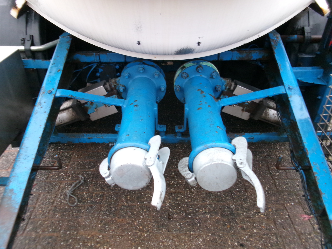 Semi-reboque silo Whale Vacuum tank inox 30 m3 / 1 comp + pump: foto 17