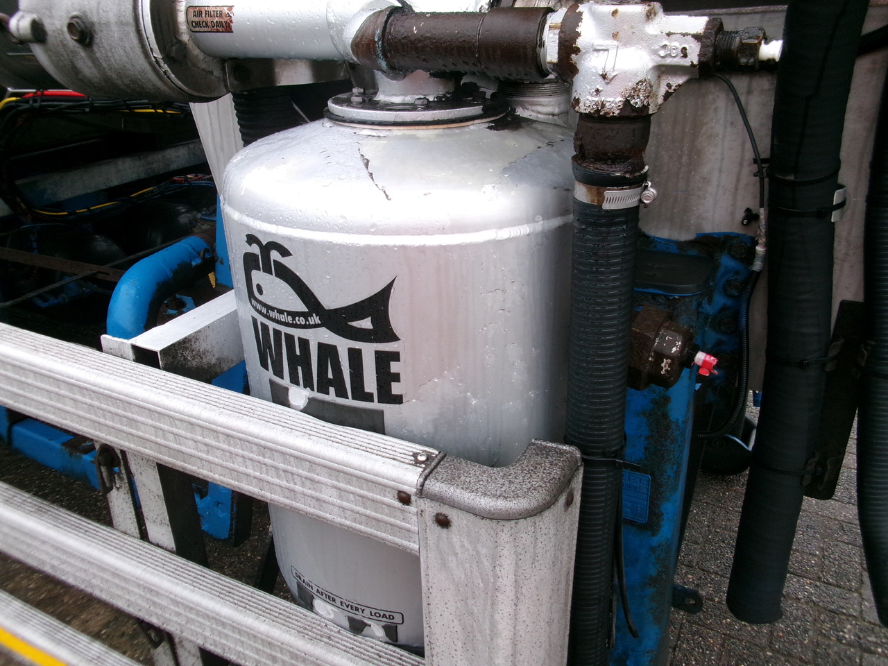 Semi-reboque silo Whale Vacuum tank inox 30 m3 / 1 comp + pump: foto 13
