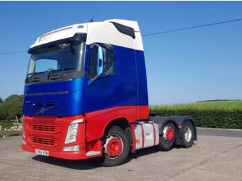 Tractor 2015 Volvo FH FH V4 500 6x2 Globetrotter: foto 1