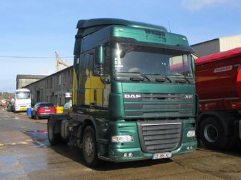 Tractor DAF XF105 460: foto 1