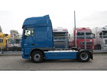 Tractor DAF XF 105.460 MANUAL GEARBOX EURO 5 SUPER SPACECAB: foto 1
