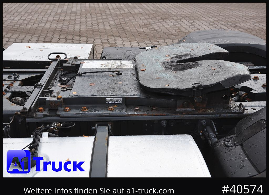 Tractor DAF XF 530 SSC, Volumen, vers.Sattelplatte, Intarder, Standklima,