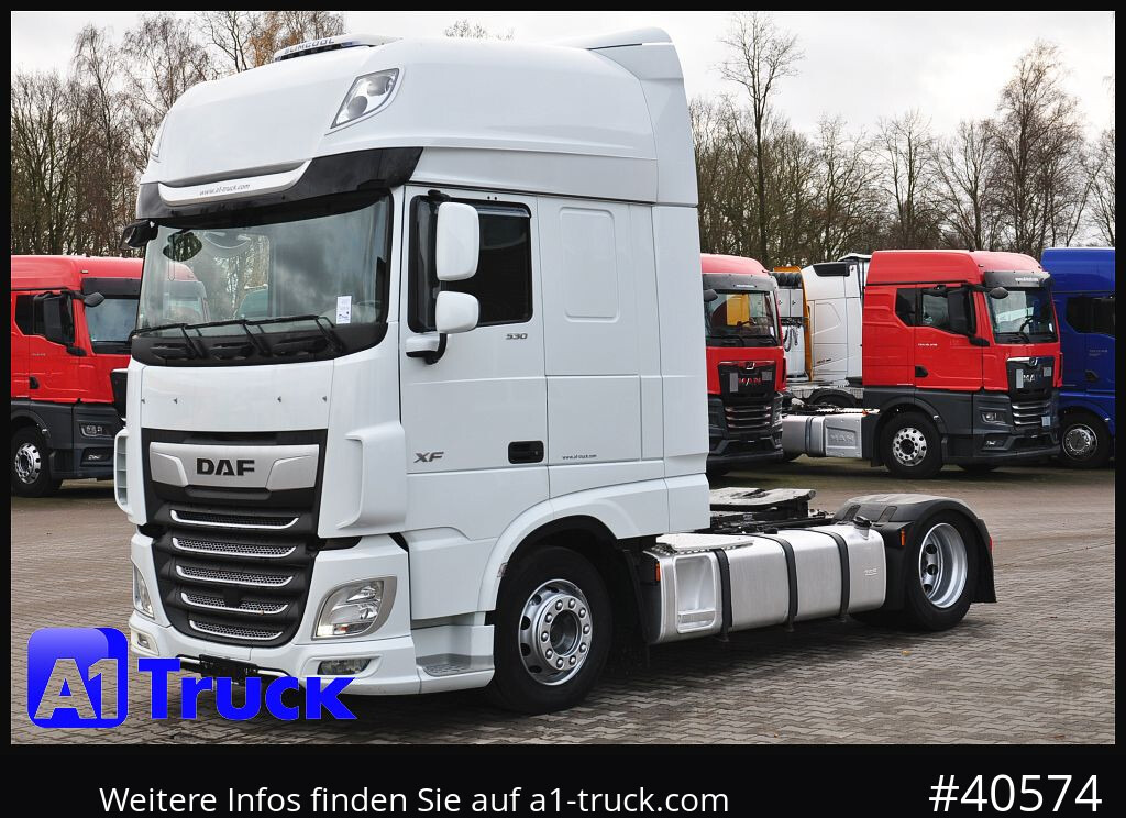 Tractor DAF XF 530 SSC, Volumen, vers.Sattelplatte, Intarder, Standklima,