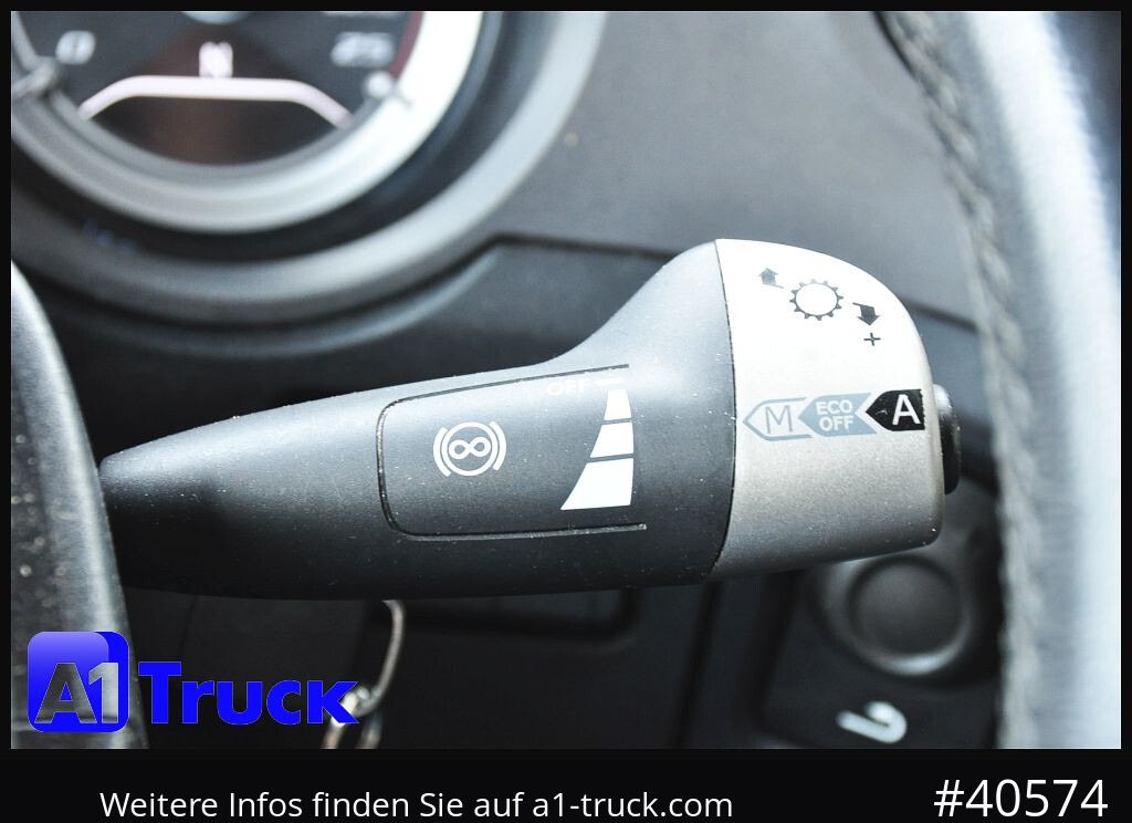 Tractor DAF XF 530 SSC, Volumen, vers.Sattelplatte, Intarder, Standklima,