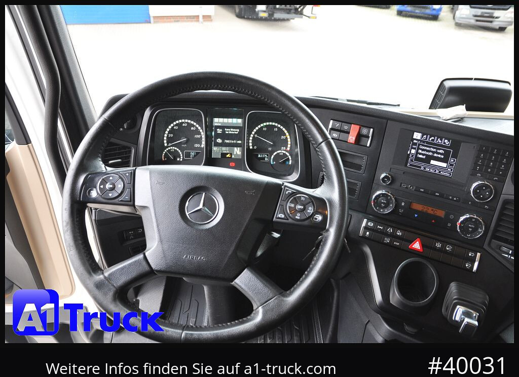 Tractor MERCEDES-BENZ 1843 StreamSpace GGVS ADR FL AT