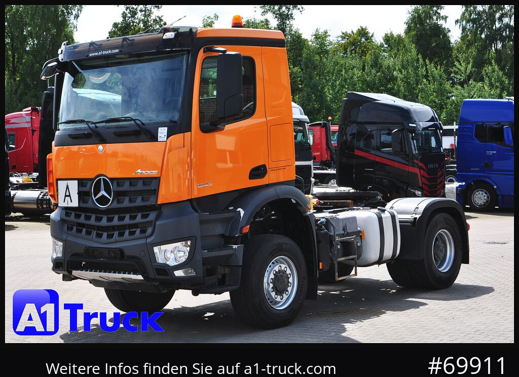 Tractor MERCEDES-BENZ 1845 Arocs BB 4x4 Allrad Hydraulik,
