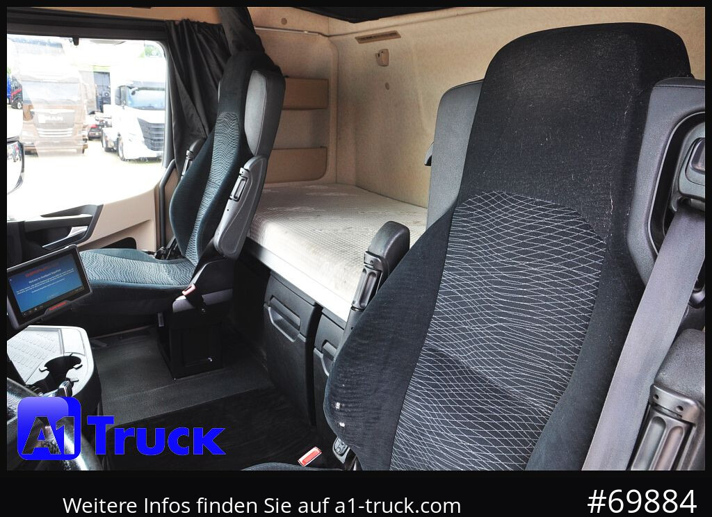 Tractor MERCEDES-BENZ Actros 1843, Lowliner, 1 Vorbesitzer, voll Spoiler