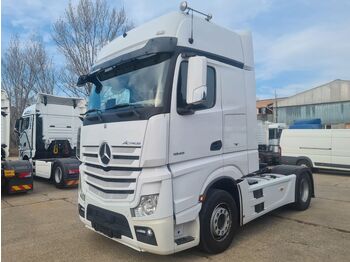 Tractor Mercedes-Benz Actros 1845 GigaSpace Retarder: foto 1