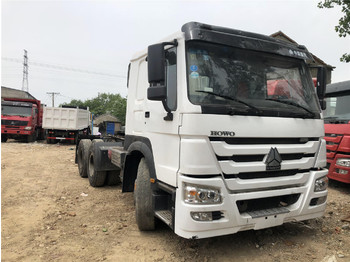 Tractor SINOTRUK Howo 371 375 Truck: foto 1