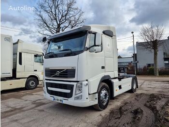 VOLVO FH13 420HP / 2010 / AUTOMATIC / HYDRAULIC - tractor