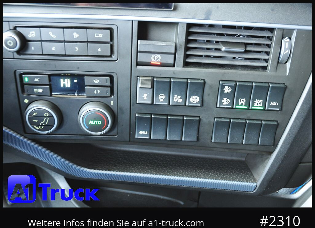 Tractor VOLVO FH 460 XL  LNG Leder Navi Standlklima