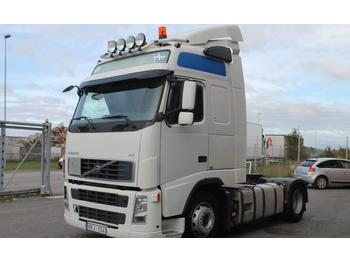 Tractor Volvo FH 440- 4X2 SEMI: foto 1