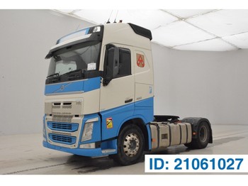 Tractor Volvo FH 460 Globetrotter - ADR